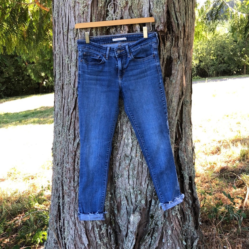 Levi’s 711 skinny jeans
